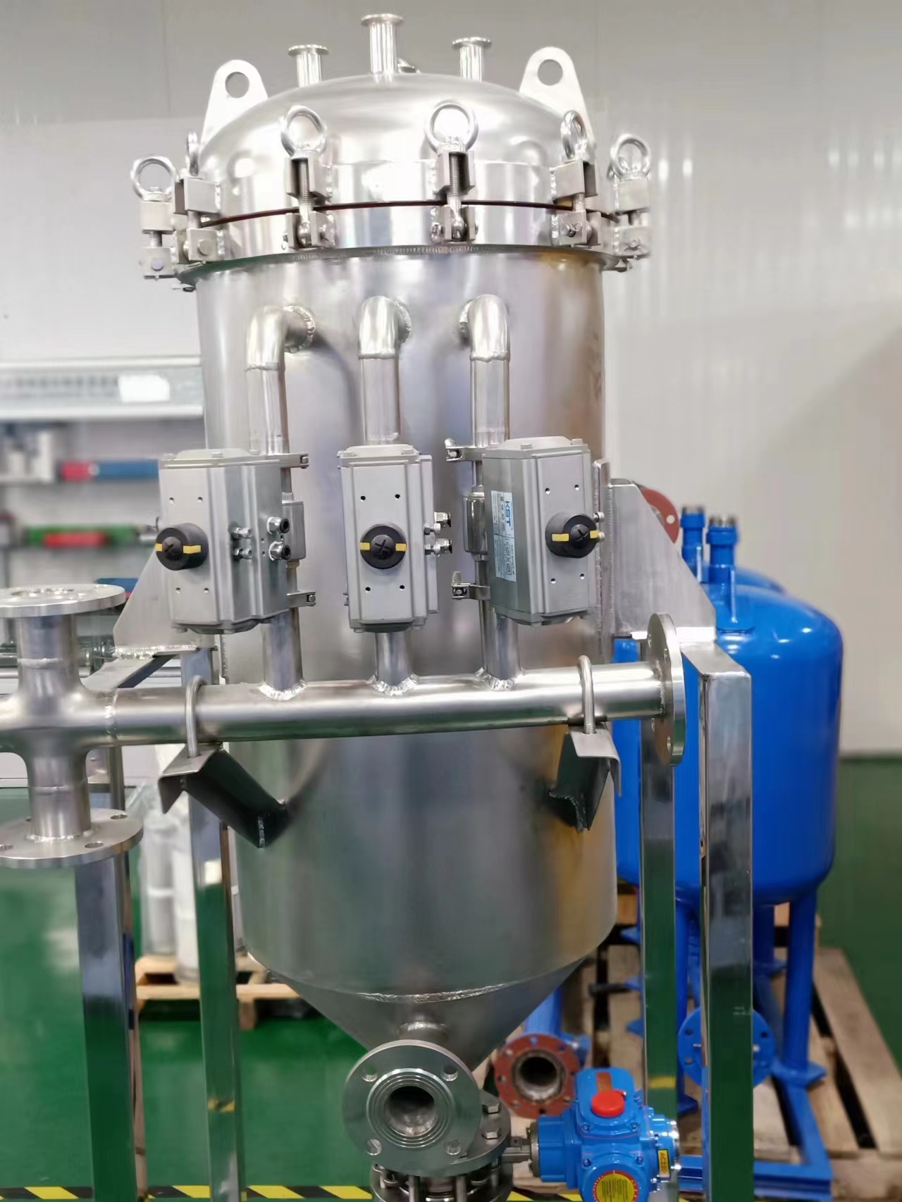 精密排渣機(jī)1 精密排渣機(jī)1