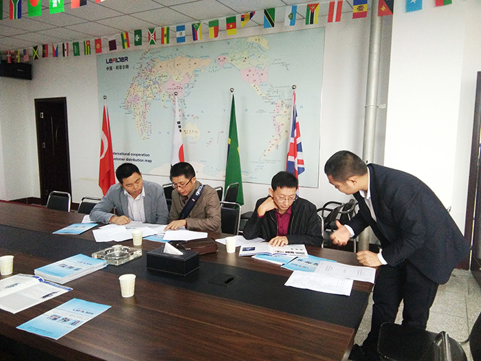 【聚焦點(diǎn)】新余鋼鐵領(lǐng)導(dǎo)蒞臨我司參觀指導(dǎo)！